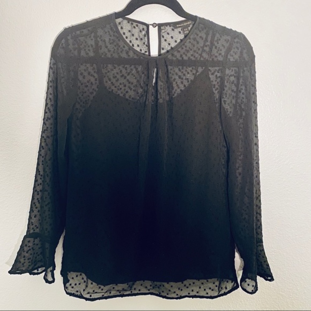 Banana Republic Black Shear Swiss Dot Blouse minimalist romantic Sz XS